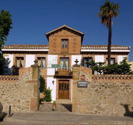 Hotel Posada Villa María La Adrada